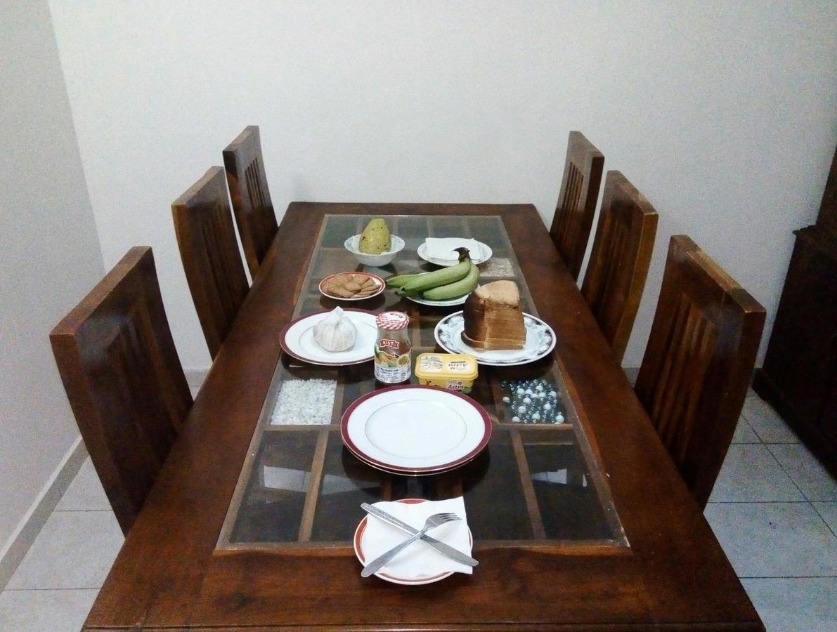 אונה ואטונה Ceylon Hostel-Galle מראה חיצוני תמונה